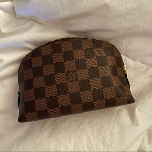 louis vuitton cosmetic pouch